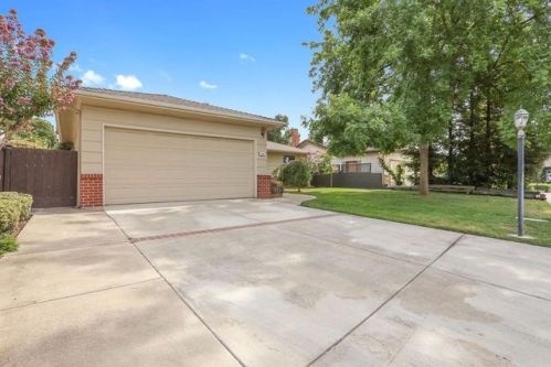 346 Kristmont St, Lodi, CA 95242-3316