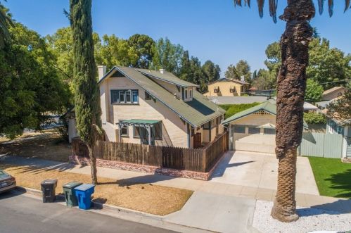 5292 Magnolia Ave, Riverside CA  92506-1248 exterior