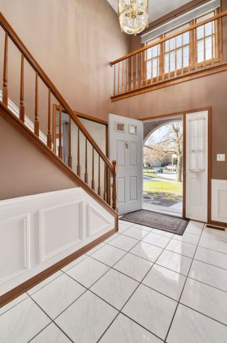 4955 Westhill Cir, Plainfield, IL 60586-8378