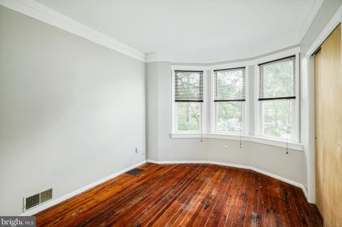 28 Wynnewood Ave, Camden NJ  08108-2716 exterior