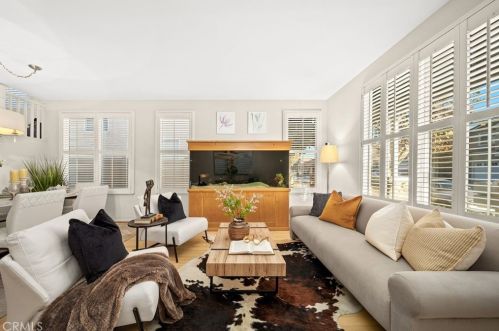 2951 Sycamore Ln, Arcadia, CA 91006-6357