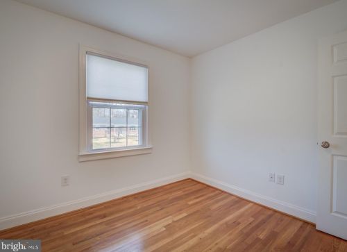 13309 Foxhall Dr, Silver Spring MD exterior