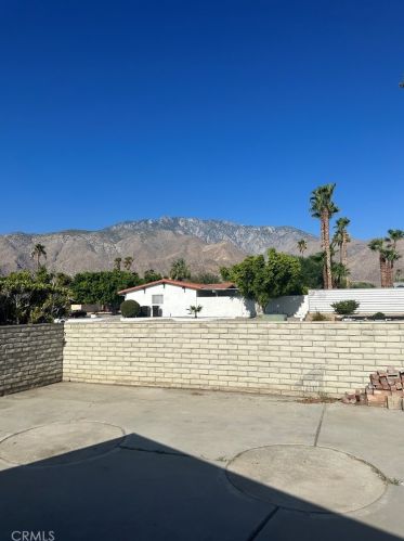 2480 Aurora Dr, Palm Springs, CA 92262-3314