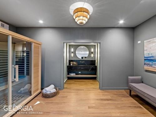 2303 Havenridge Dr, Atlanta GA  30305-4014 exterior