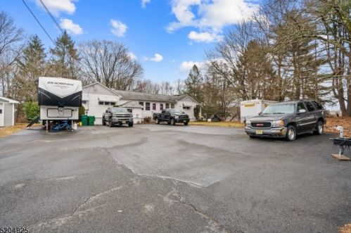 198 Us Highway 206, Augusta, NJ 07822-2022