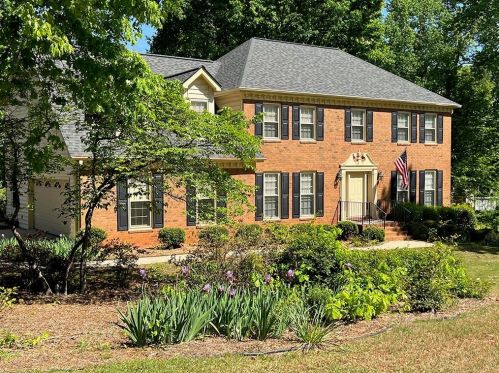 3877 Cynthia Way, Lilburn, GA 30047-2383