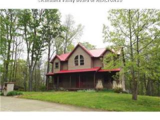 2 Villa Est, Charleston, WV 25311-9760
