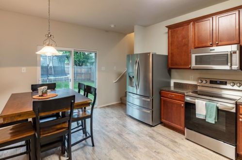 8660 Hawkview Dr, Fort Worth TX  76179-4366 exterior