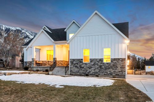 2712 Mt Jordan Rd, Sandy UT 84092-3380 exterior