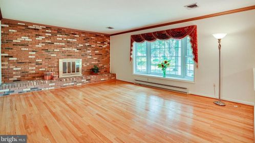 10700 Anita Dr, Lorton, VA 22079-3523