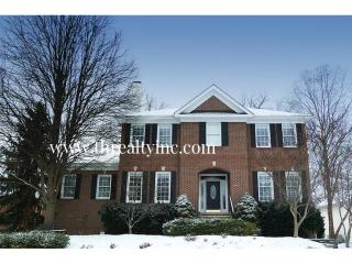 4219 Heyward Ln, Indianapolis IN  46250-4230 exterior