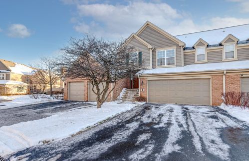 2 Provincetown Ct, Half Day, IL 60069-2124