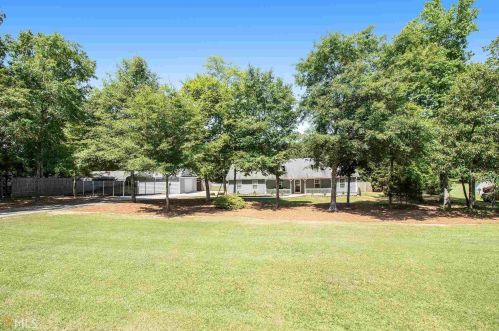 155 Old Mill Dr, Locust Grove, GA 30248-2733