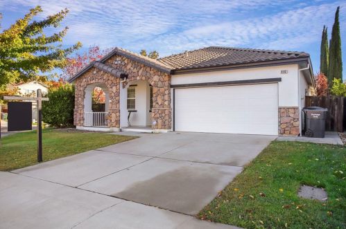4112 Regis Dr, Tracy, CA 95377-8351