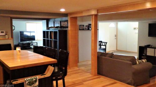 1951 Birch St, Saint Paul MN  55110-4218 exterior