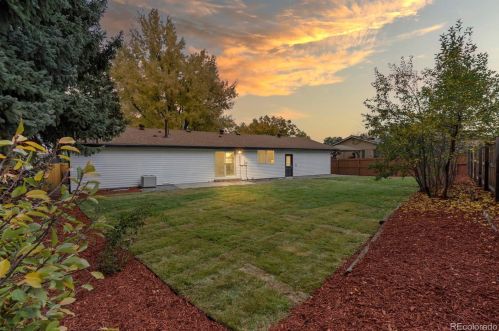 2227 Dover Way, Denver CO  80227-2315 exterior