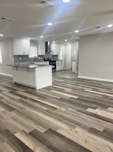1732 Sheffield Pl, Fort Worth TX  76112-3220 exterior