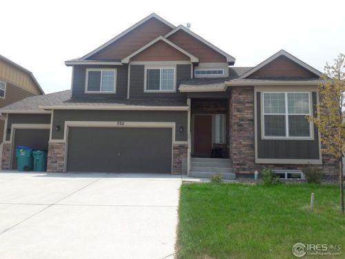 752 Dakota Way, Fort Collins, CO 80550