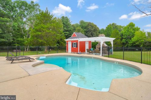 13701 Avalon River Dr, Fredericksburg, VA 22407-2061