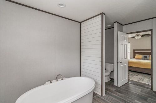 6152 Adelbert Dr, Fort Worth TX  76135-5226 exterior