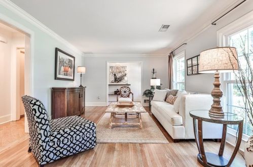 270 Hillside Dr, Atlanta GA  30342-3645 exterior