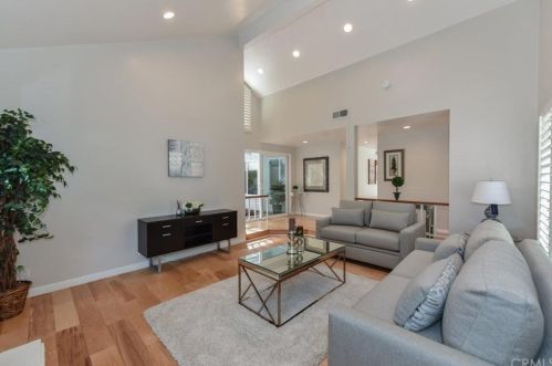 12 Campanero, Irvine CA  92620-1821 exterior
