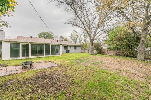 7100 Martha Ln, Fort Worth TX  76112-5306 exterior