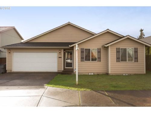 1123 8th St, Lafayette OR  97127-9675 exterior