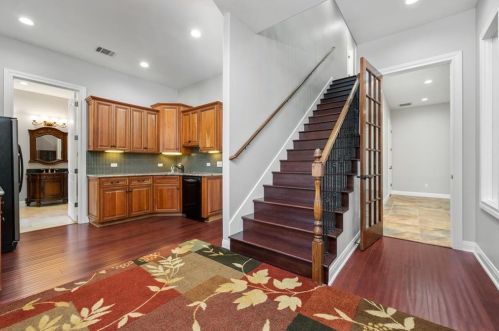 8009 Dark Vly Cv, Austin TX 78737-3520 exterior