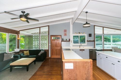 936 Hao St, Honolulu HI  96821-1623 exterior