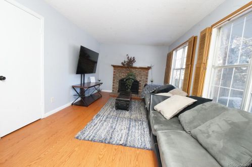 848 Naples Way, Aurora CO 80017-3170 exterior