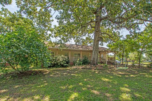 339 General Moultrie Dr, Bonneau, SC 29431-8504