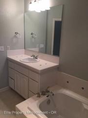 4825 Hollyhock Cir, Corvallis OR  97333-1387 exterior