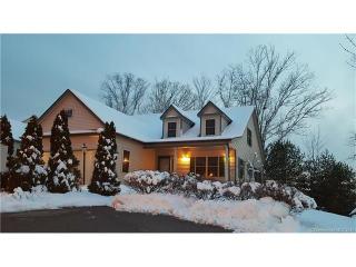 1 Clarks Ln, Niantic, CT 06357-1533