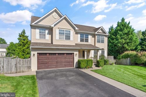 17259 Castle Ct, Purcellville, VA 20132-3187