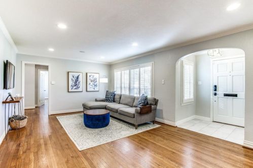 6431 Anita St, Dallas TX  75214-2709 exterior