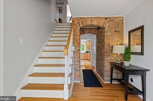 9 Turner Ct, Princeton, NJ 08540-3426