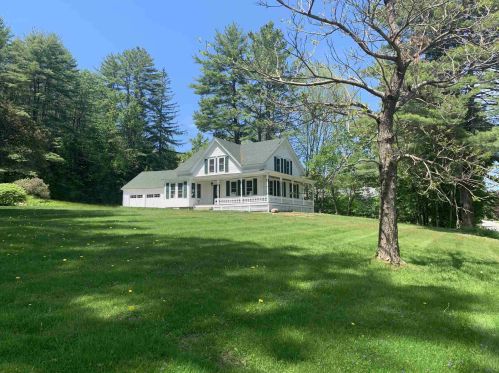 50 Pine St, Unity, NH 03603-4828