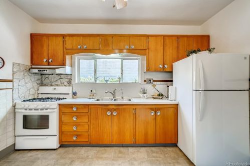 111 Meade St, Denver CO  80219-1937 exterior