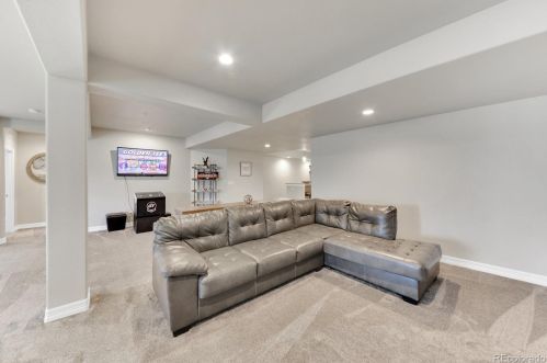 27939 Clifton Pl, Denver CO  80016 exterior