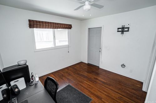 2863 Bridgeport Ave, Anaheim CA  92804-2047 exterior