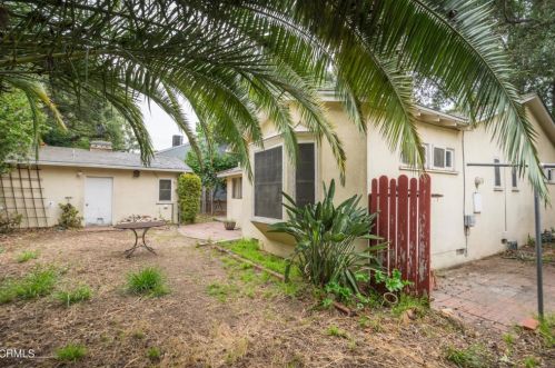 3213 Park Vis Dr, Glendale CA 91214-3355 exterior