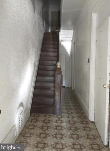 1946 23 St, Philadelphia PA 19145-2602 exterior