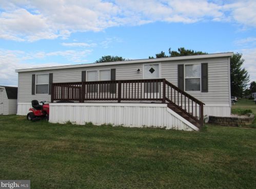 4226 Leah Ave, York PA  17315-3472 exterior