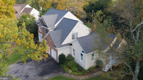 2407 Starcrest Dr, Silver Spring MD 20904-5459 exterior