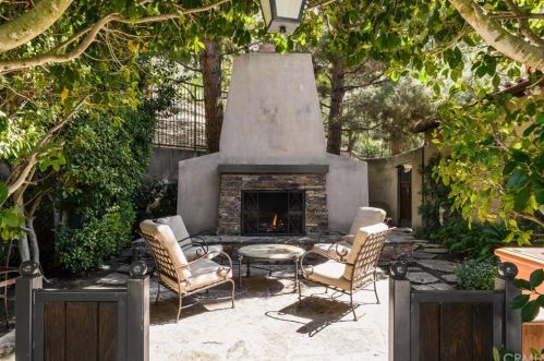 49 Bower Tree, Irvine CA  92603-0106 exterior