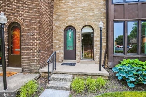 4940 Herkimer St, Annandale, VA 22003-5138
