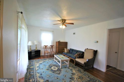 146 Linden Ln, Princeton NJ  08540-3837 exterior