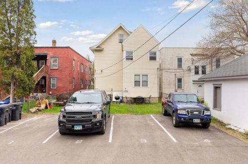 998 Grand Ave, Saint Paul MN 55102-2610 exterior