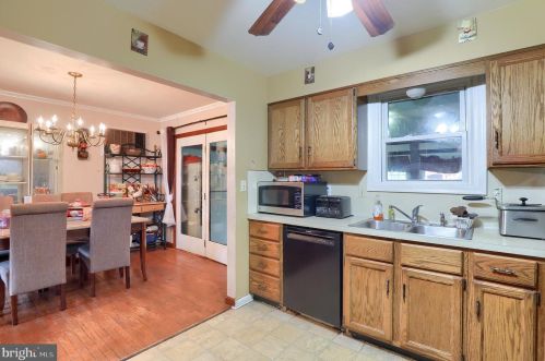 3074 Todd Ln, Lancaster PA  17601-1352 exterior